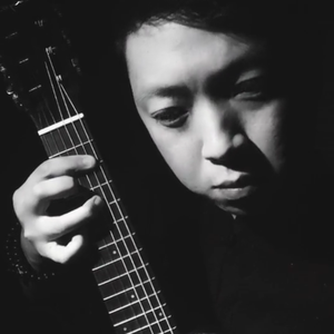 玩弄两个闷骚老熟女
